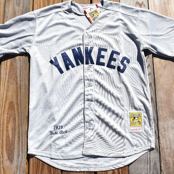 New! Babe Ruth New York Yankees Gray Short Sleeve Baseball Jersey Adult Men's - Picture 2 of 2